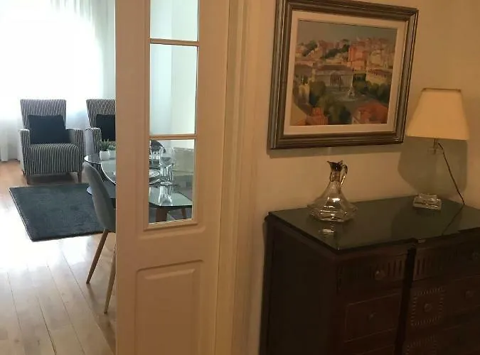 Luxury T2 - Saldanha Апартаменты